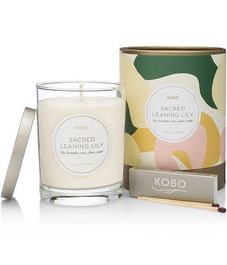 Sacred Leaning Lily, свеча Camo, Kobo Candles