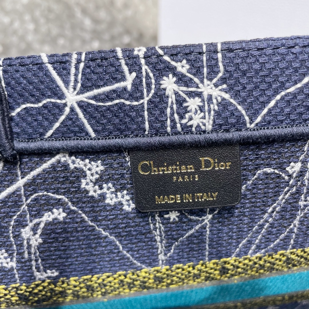 Christian Dior Book Tote 36 cm