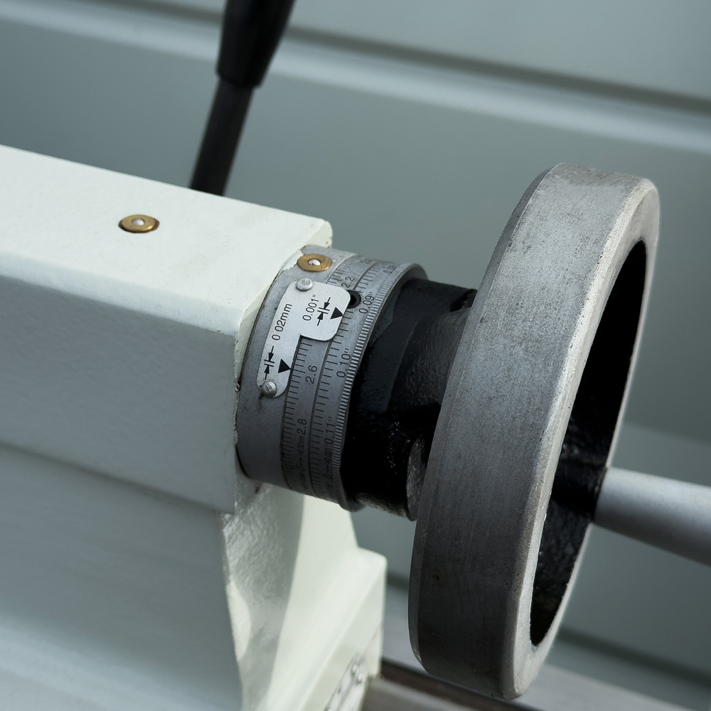 PROMA SPZ-1000 универсальный токарный станок с УЦИ