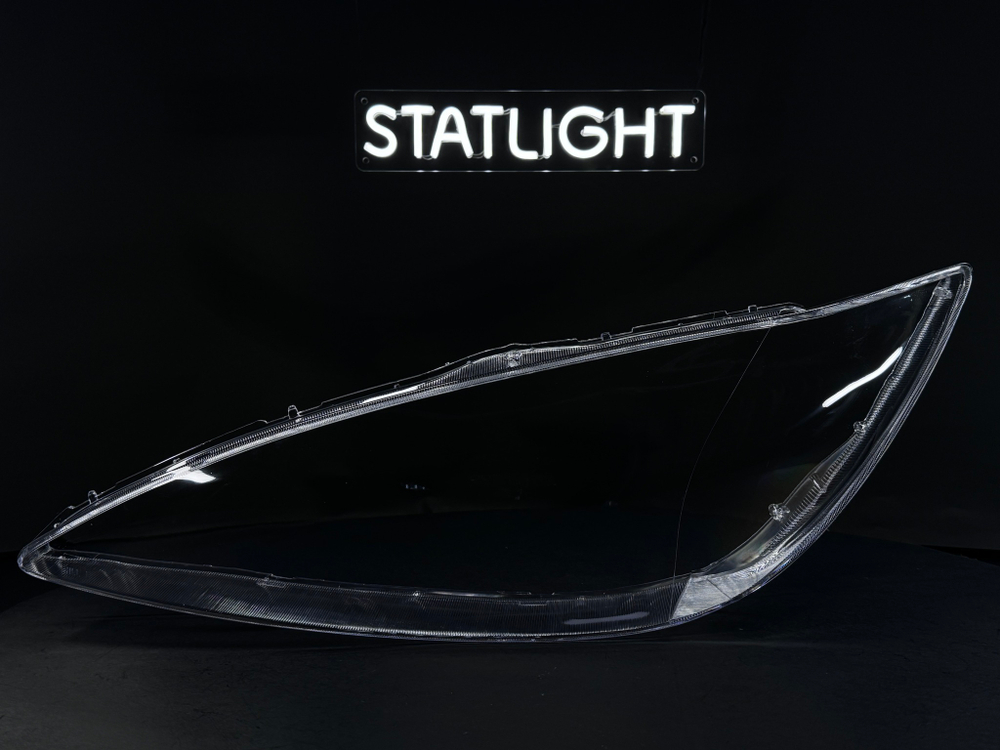 Левое стекло фары Toyota Camry XV30 2001-2004