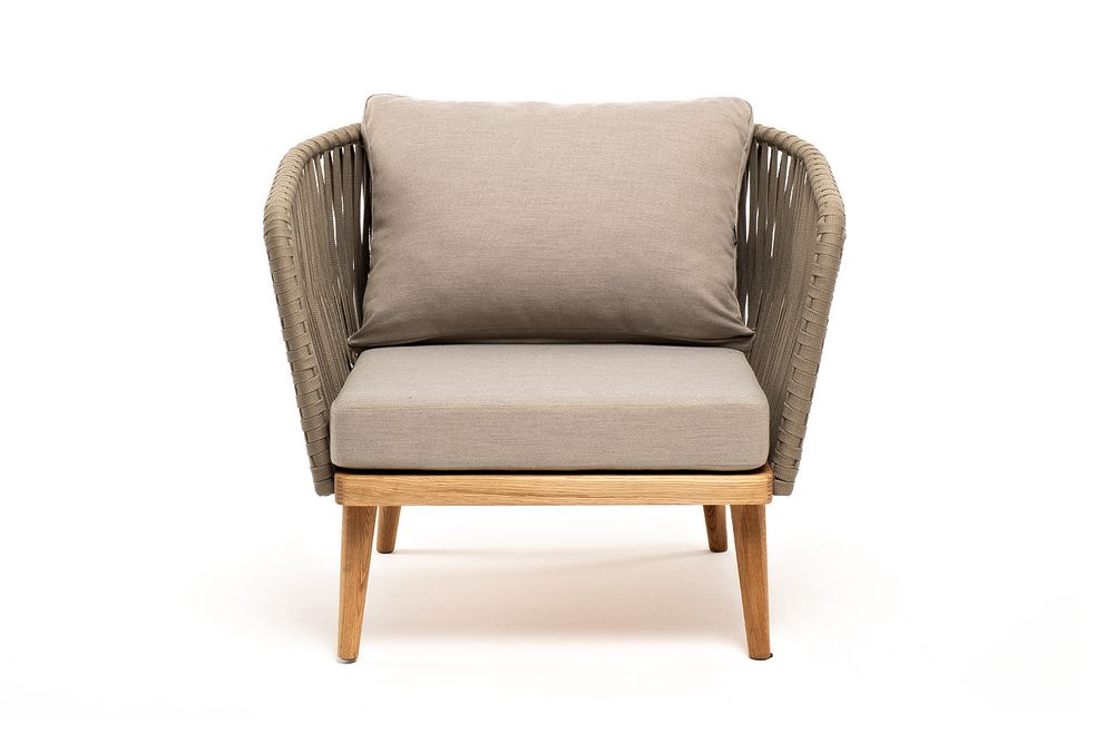 "Мальорка" кресло плетеное из роупа, основание дуб, роуп серо-коричневый 23мм, ткань бежевая 15052