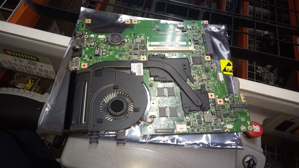 Материнская плата для ноутбука Lenovo Flex2-14D W8P A8-6410 2G (5B20G45410), оригинал