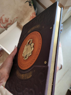 "Книга власти" Книга подарочная в кожаном переплете