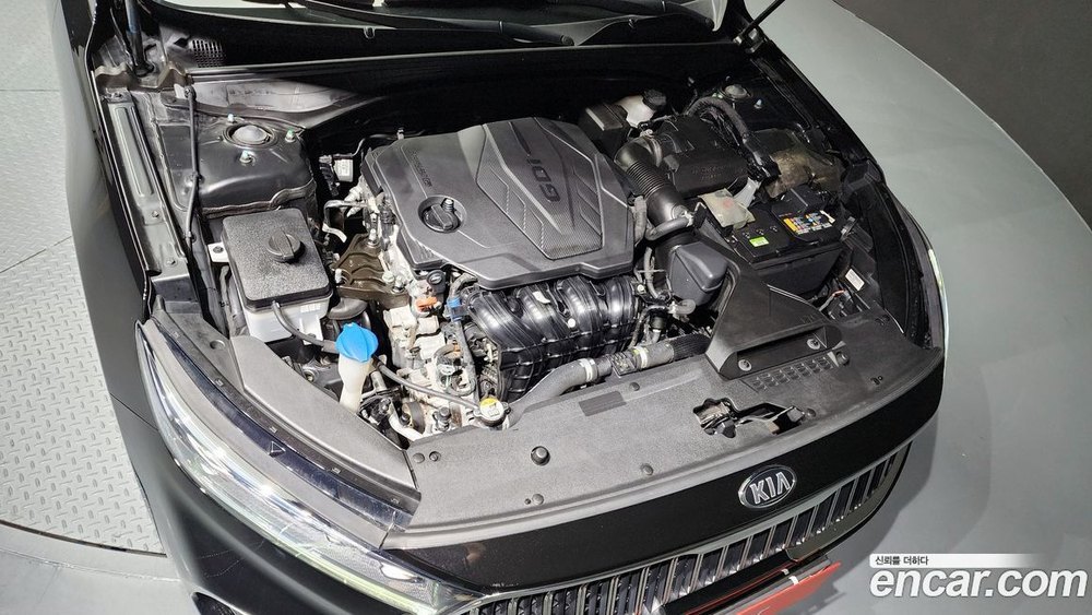 Kia K7 (Cadenza) Premier 2.5 GDI Prestige (06.2020)