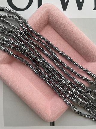 Нить гематитовых бусин, "Freeform" 5-6мм