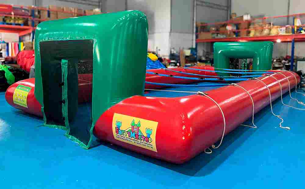 Надувное футбольное поле «Кикер», 10*10*2 м