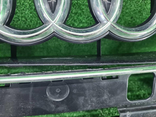 Решетка радиатора Audi A8 4 D5 (2017-2022)