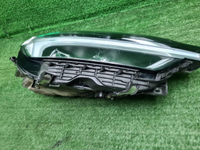 Фара правая Volvo XC60 2 (2017-2021) LED