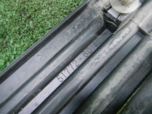 Накладка порога левая Toyota Land Cruiser 200 (2015-2021)