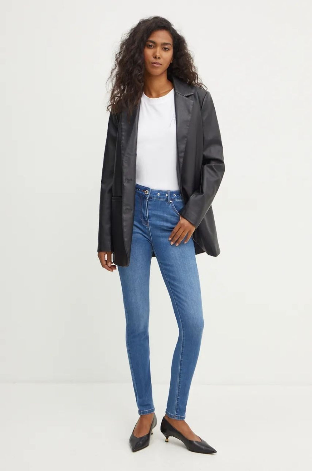 Футболка женская MARCIANO