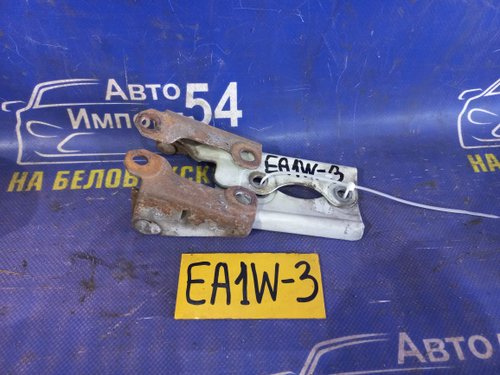 Петля капота правая MITSUBISHI LEGNUM 1997