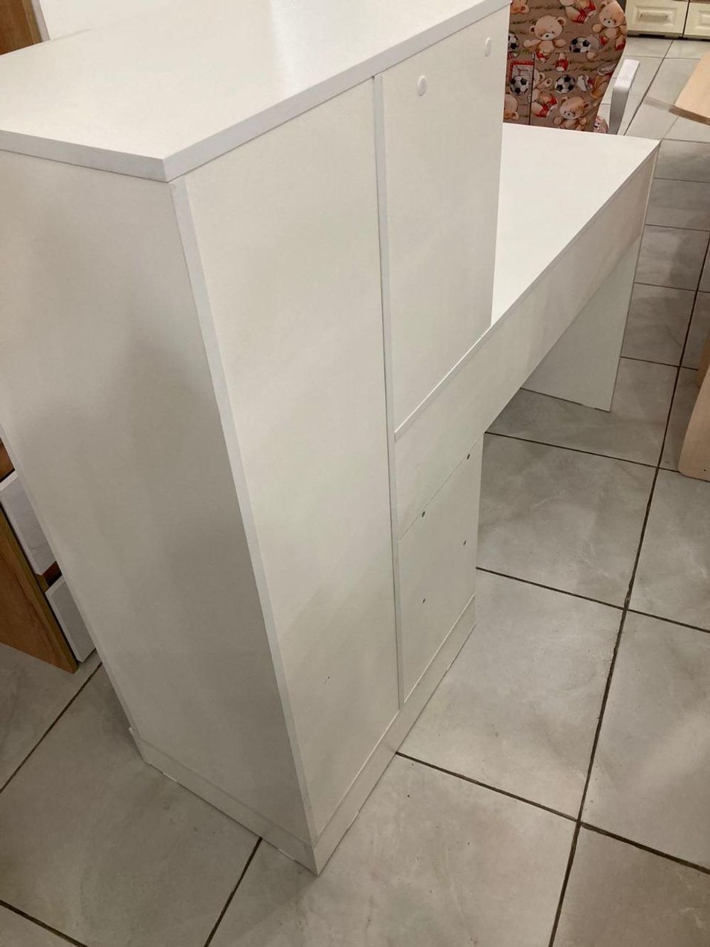 Стол письменный В-2 белый/белый