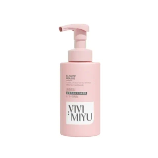 Пенка-мусс для умывания Cleance Mousse Cleanlily Moisten And Shining, 300 мл