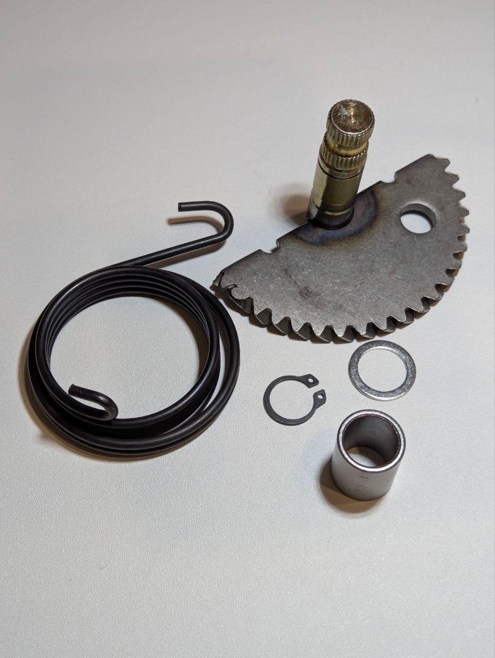 Зубчатый сектор кикстартера для скутера с двигателем 139QMB