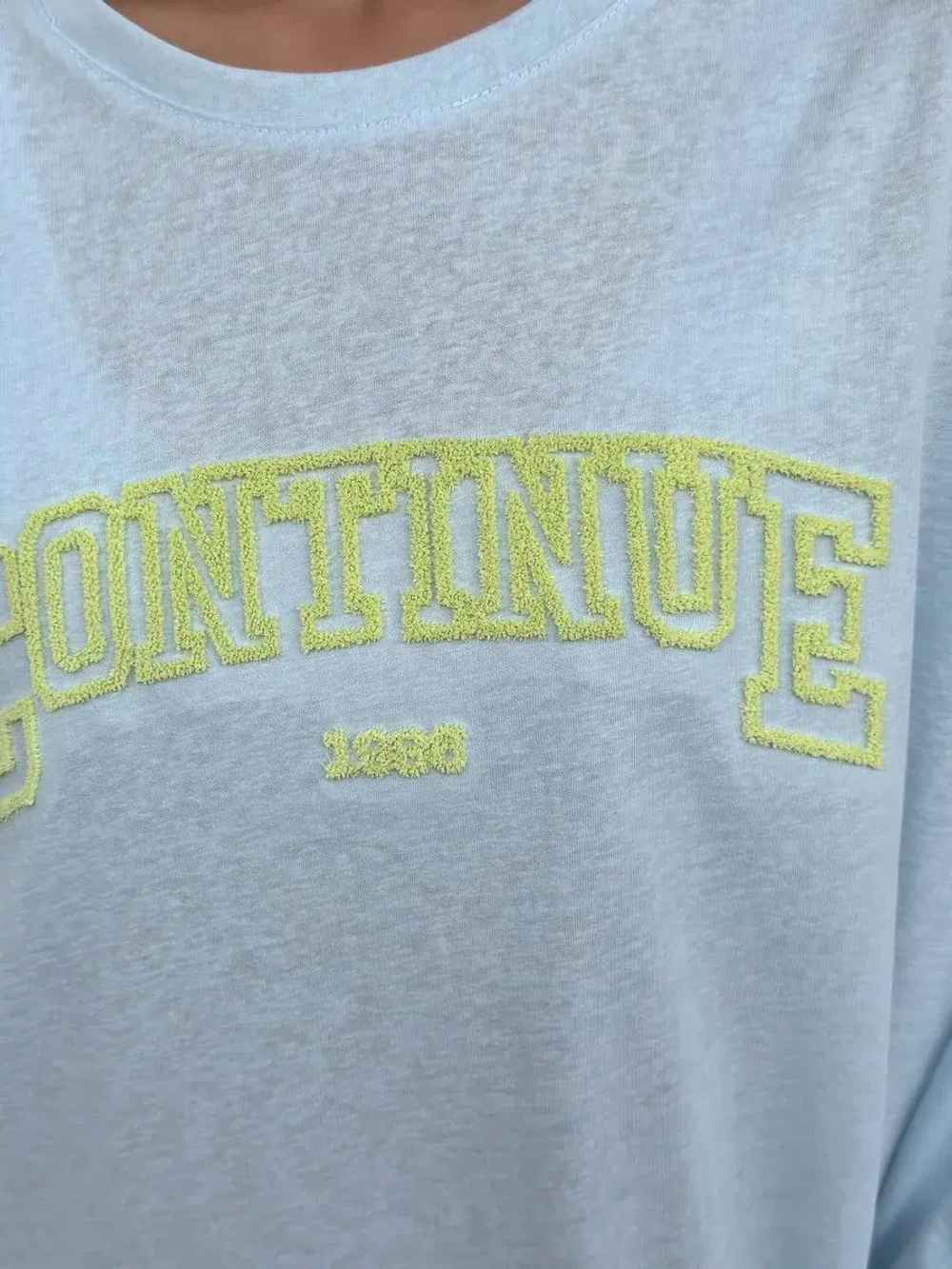 Лонгслив женский в стиле casual “CONTINUE” полупрозрачный