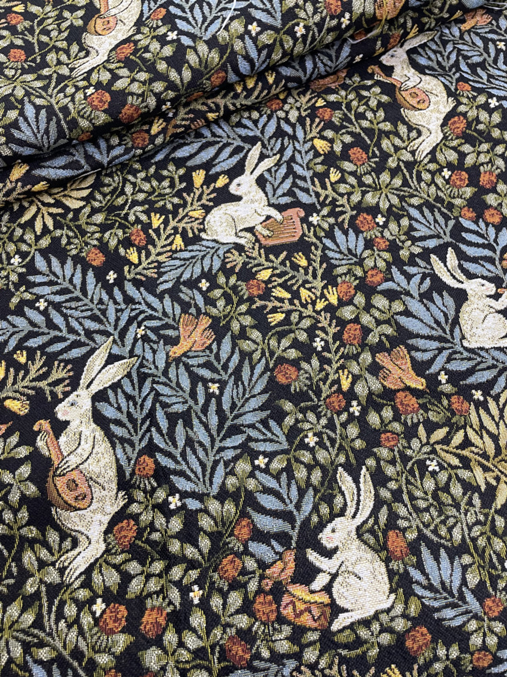 Гобеленовая ткань Заячья симфония ширина 150 см