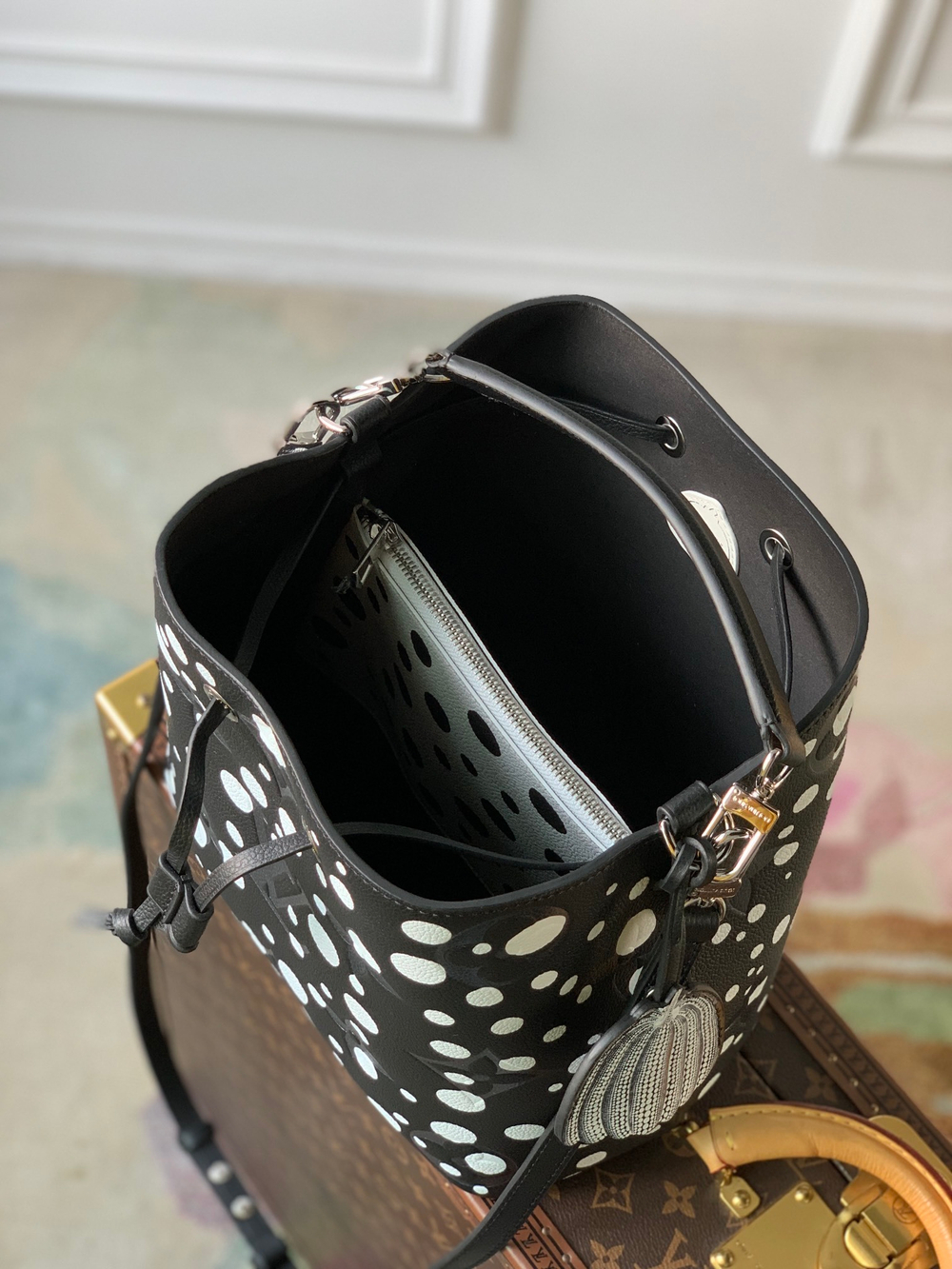 Louis Vuitton NeoNoe MM
