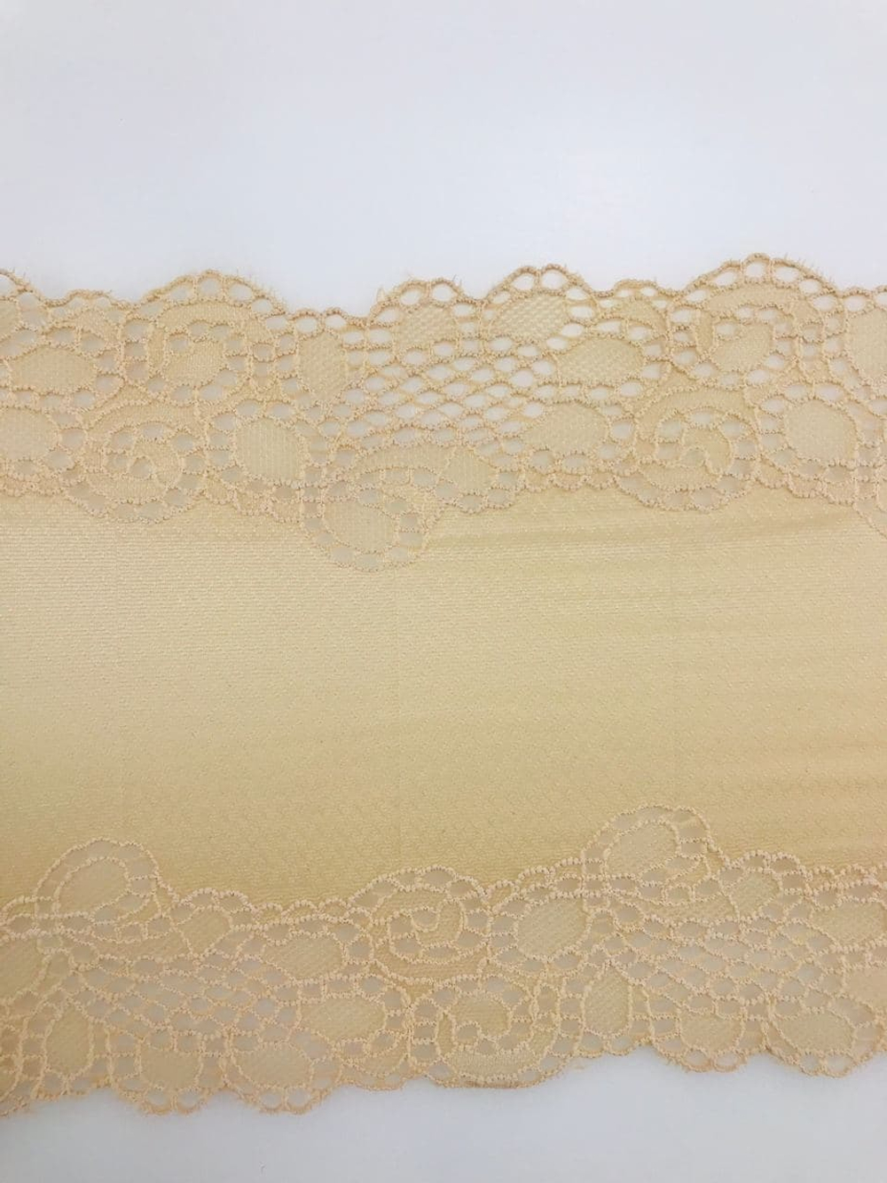 Кружево эластичное песочное 16 см