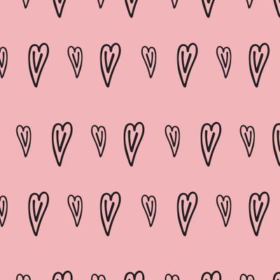 Черные сердечки на розовом фоне.
