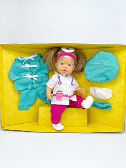 Кукла FALCA виниловая 40см Zoe Doctor (40014)