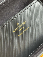 Louis Vuitton Twist MM
