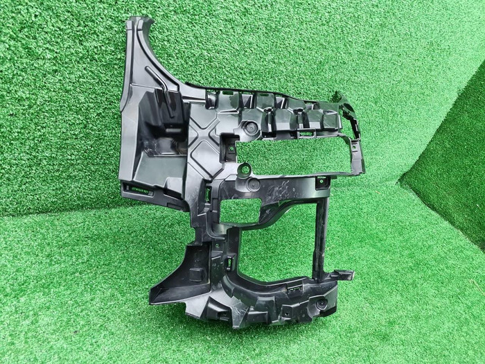 Кронштейн перед. бампера BMW X5 G05 18-23 M-paket