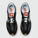 кроссовки New Balance 327 Black / Gum