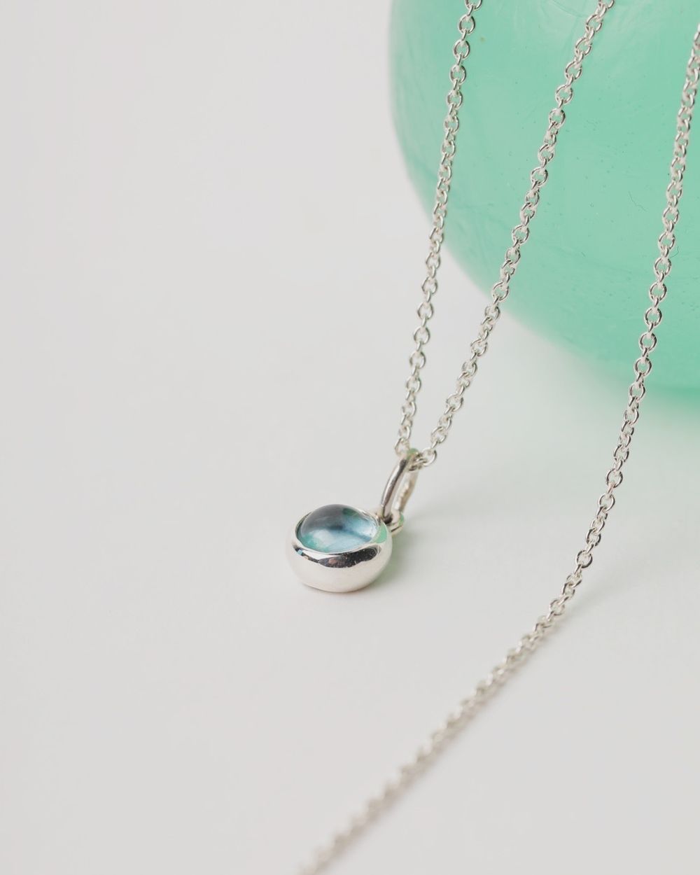 Подвеска Alpha с голубым топазом