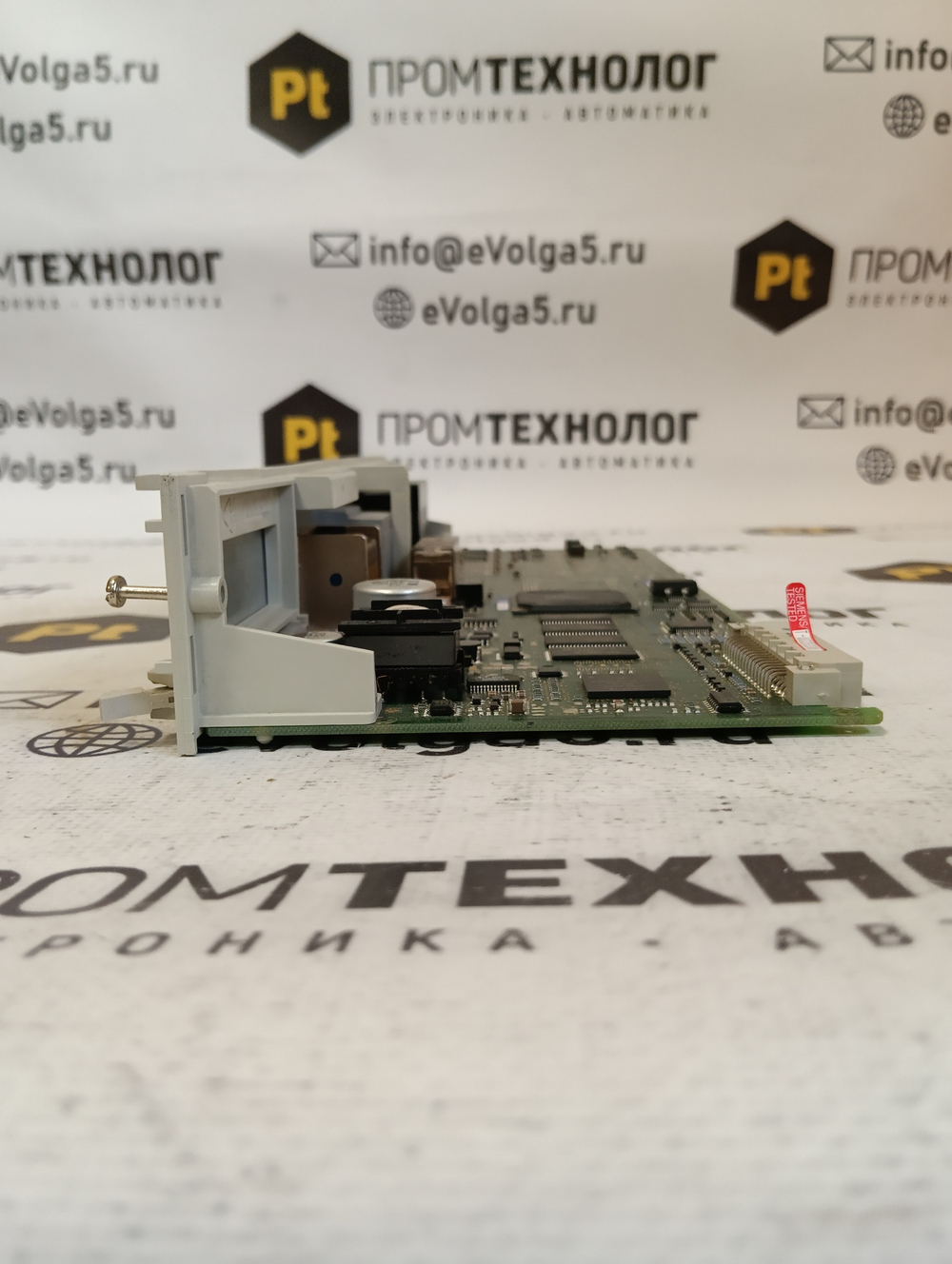 Siemens 6SN1118-0DM31-0AA1 с хранения