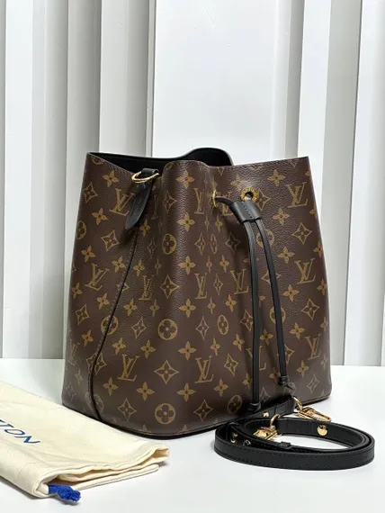 Сумка Louis Vuitton NeoNoe MM (черная фурнитура)