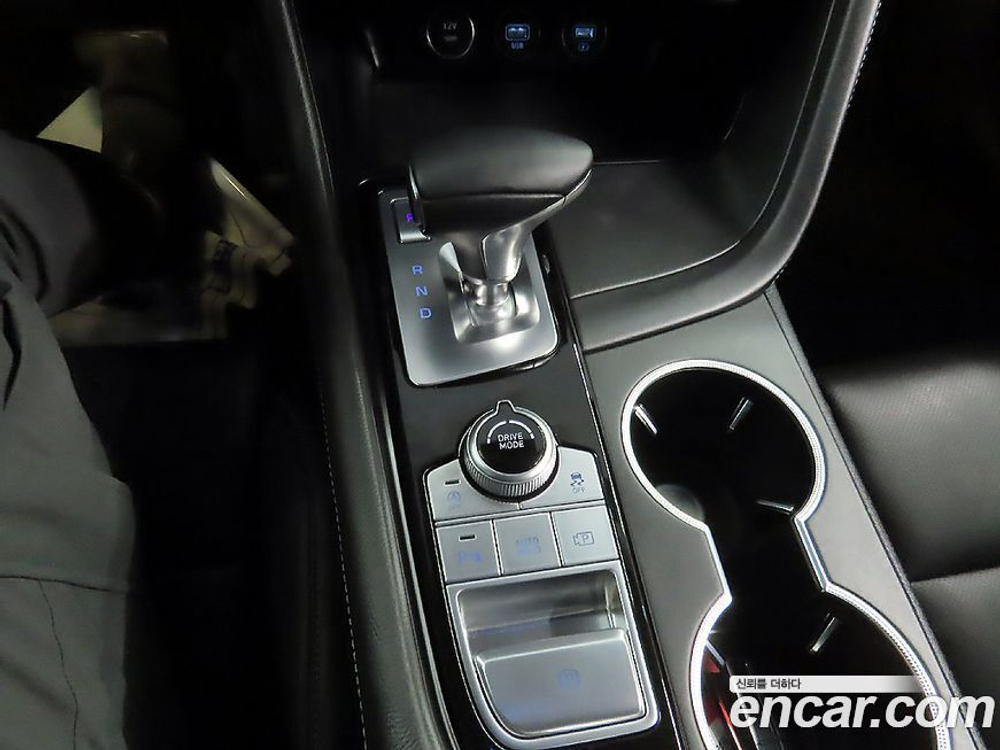 Genesis The New G70 Shooting Brake Бензин 2.0T 2WD (11.2022)