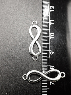 Коннекторы "Бесконечность" для создания украшений.