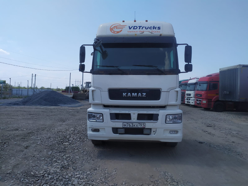 КамАЗ 5490 4x2 Седельный тягач 5490-032-87(S5) NEO (Дизельный, 12,0 л, 401 л.с., МТ)