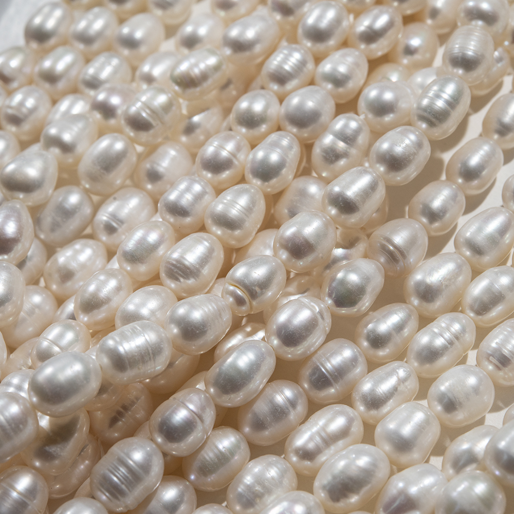 Жемчуг культивированный овальный белый, 8-9*7мм