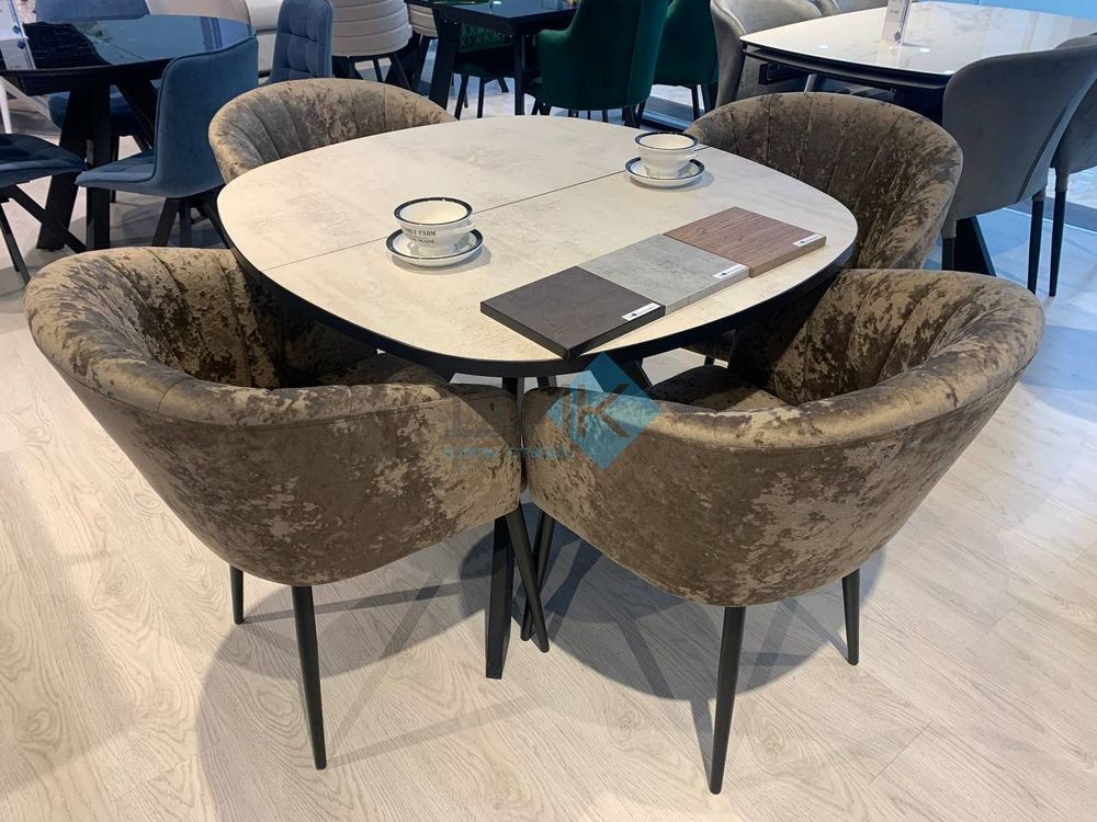 Стол DikLine В110 опоры чёрные