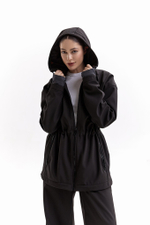 Куртка демисезонная черная