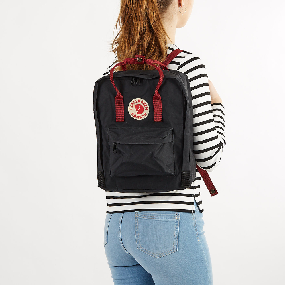 Рюкзак Fjallraven Kanken 550-326 черный
