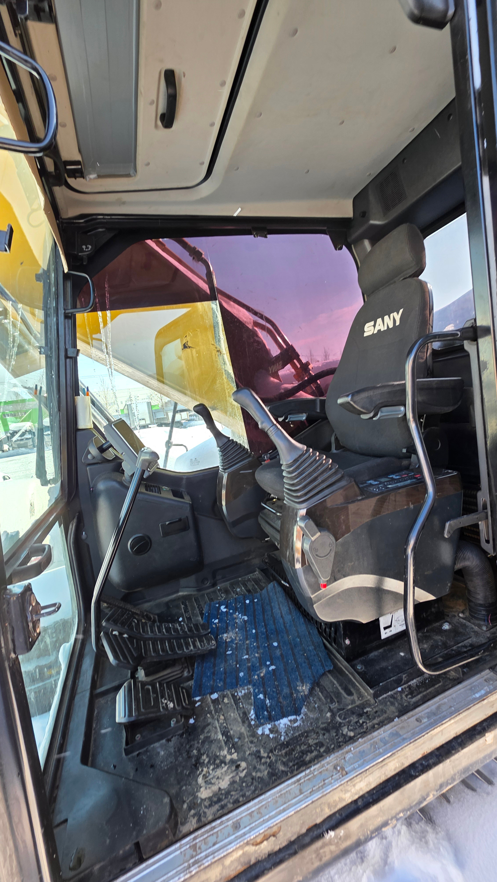 SANY SY* Экскаватор SY215C (Дизельный, 5,9 л, 160 л.с., АТ)