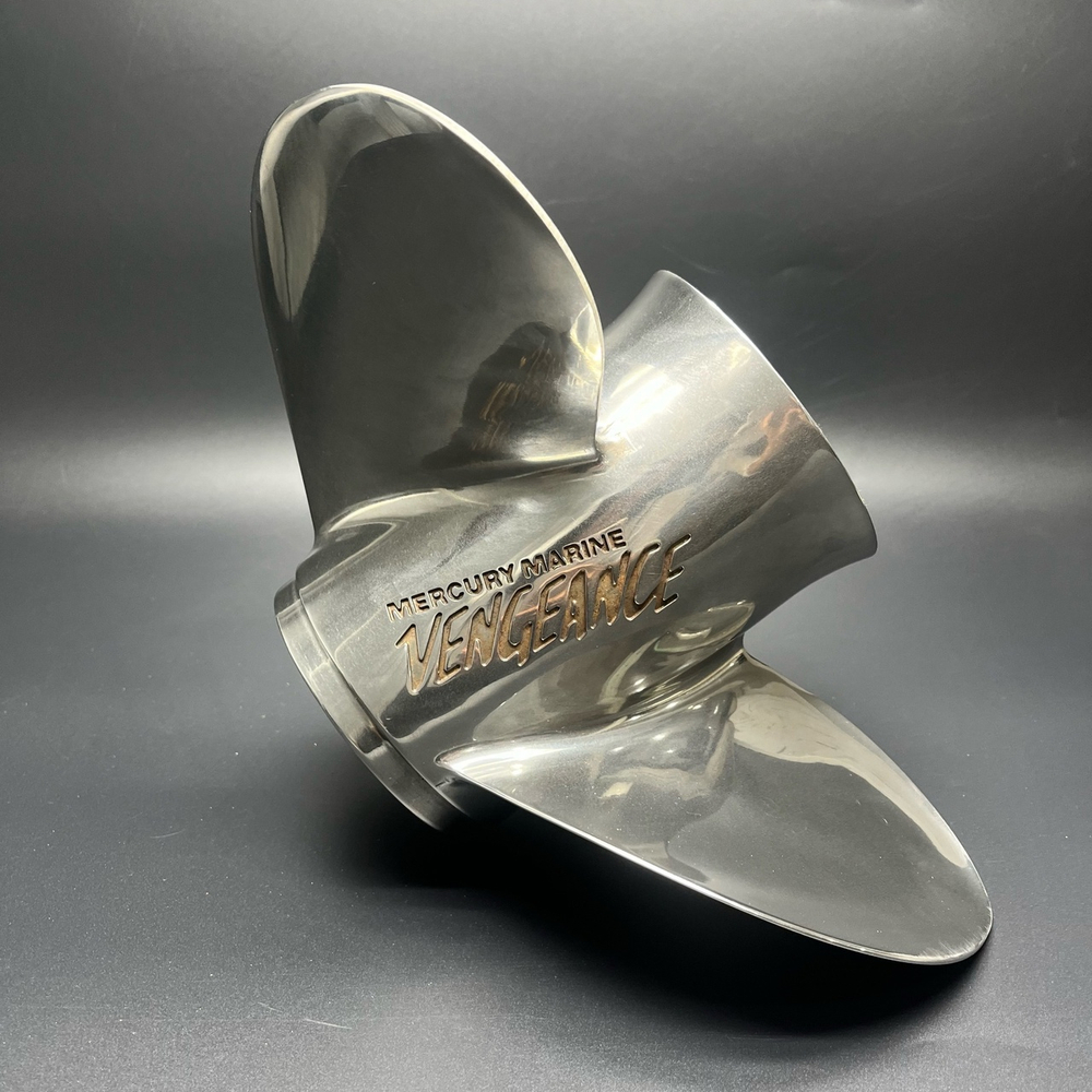 Гребной винт Mercury Demo (14х19R) Стальной