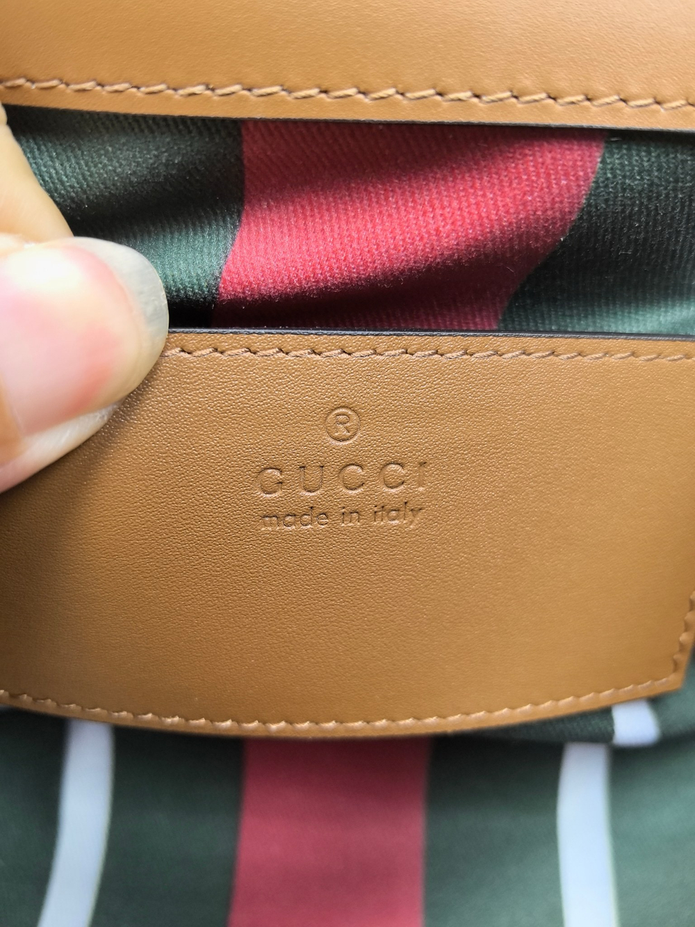 Padlock top handle bag
