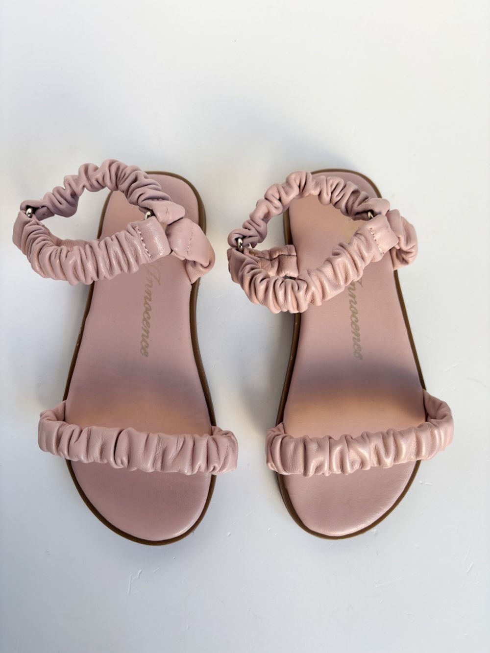 Кожаные босоножки Age of Innocence, 27