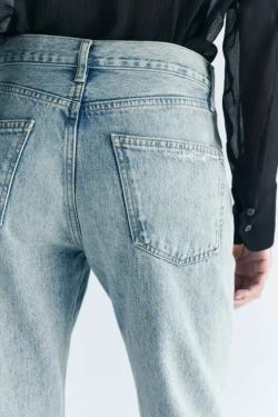 ZARA ДЖИНСЫ RELAXED СО СРЕДНЕЙ ПОСАДКОЙ — ZW COLLECTION, ГОЛУБОЙ