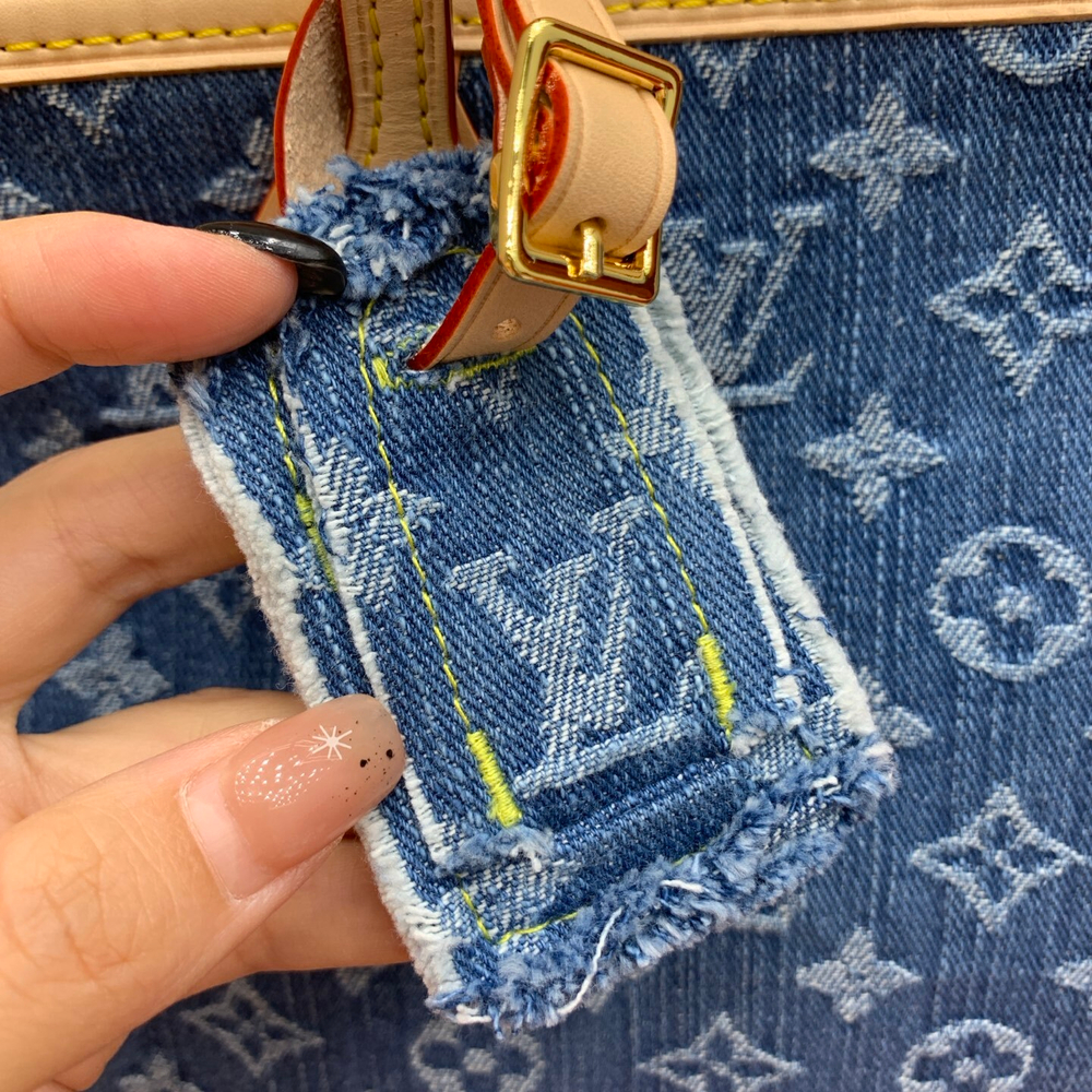 Louis Vuitton Neverfull MM