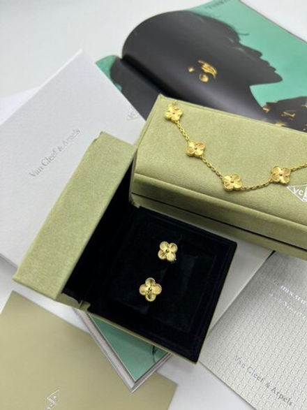 Серьги Van Cleef & Arpels