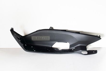 64321-KWN-710ZC. STEP, L. FLOOR *NH1*