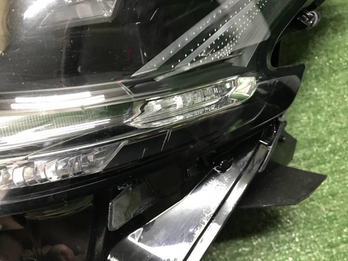 Фара левая Lexus LX 3 (2015-2023) LED Black Vision