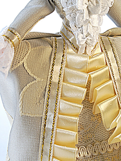 Кукла коллекционная в женском придворном костюме 18 века