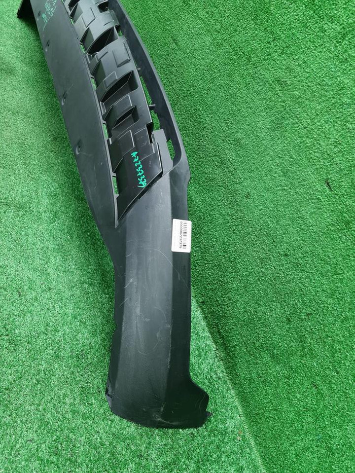 Юбка переднего бампера Volvo XC40 (2017-2022)