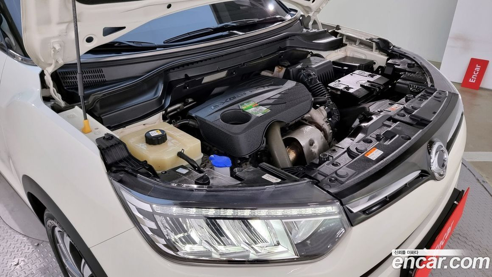KG Mobility (Ssangyong) Very New Tivoli Бензин 1.5 2WD (08.2019)