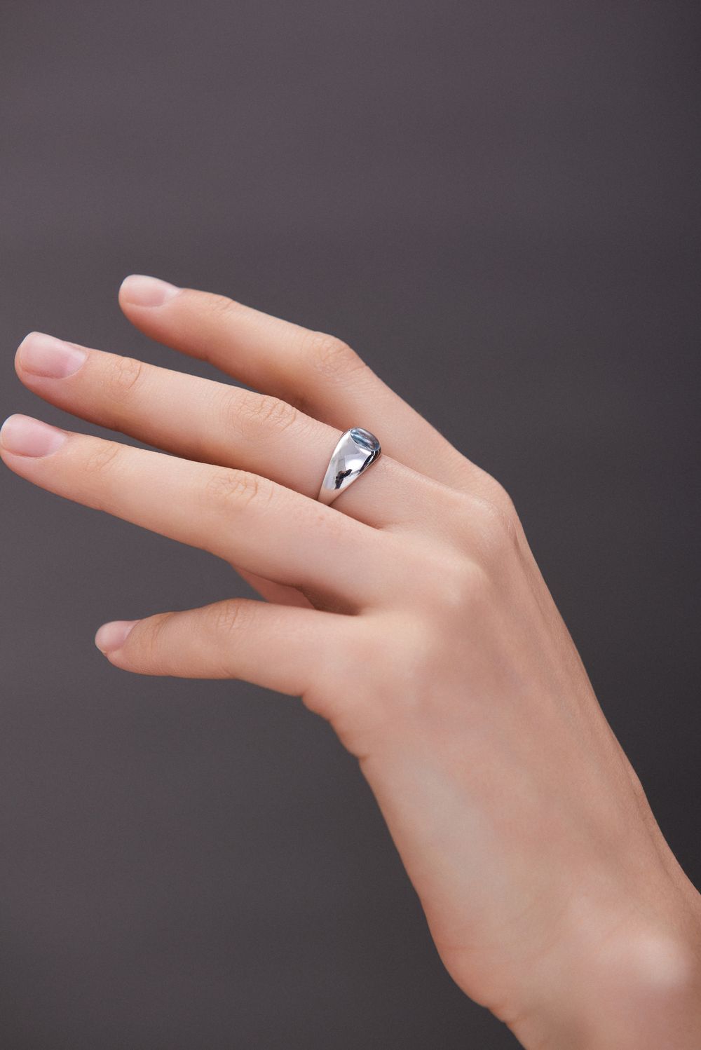 Кольцо Crystal Eye с голубым топазом